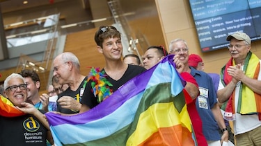 Celebridades festejan la legalización de matrimonios gay