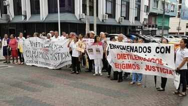 Las víctimas del dietilenglicol siguen esperando más respuestas de las autoridades de Salud