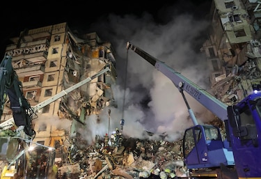 Ucrania consigue sus primeros tanques mientras aumentan las muertes en Dnipró