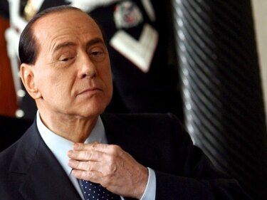 Audiencia sobre los trabajos sociales de Berlusconi será el 10 de abril