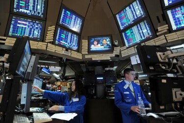 Wall Street abre con ganancias y el Dow Jones sube un 0.59%