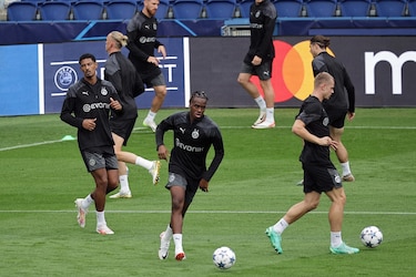 El City estrena su reinado y el grupo de la muerte abre con un PSG-Dortmund