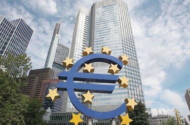 Sector industrial europeo registra sorpresiva alza
