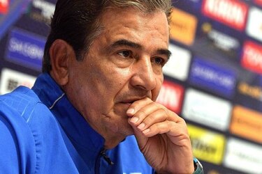 Federación de Honduras decidirá sobre Pinto tras eliminación de Rusia
