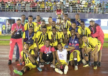 El Deportivo Río, campeón colonense