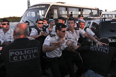 Más de 40 homicidios durante huelga policial en Brasil