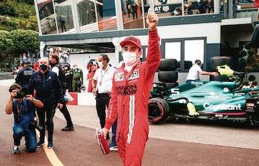 Logra  la ‘pole position’ en Mónaco