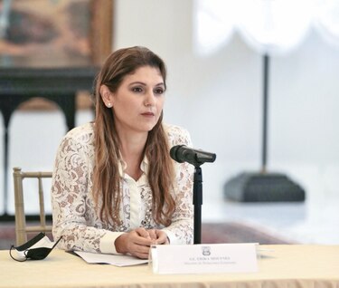 La canciller de Panamá asistirá a la investidura de Petro en Colombia; el tema migratorio está en agenda