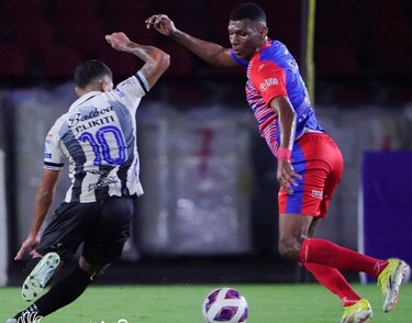 Plaza Amador y Tauro regalan un intenso clásico nacional