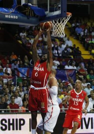 Panamá consigue segunda victoria ante Puerto Rico