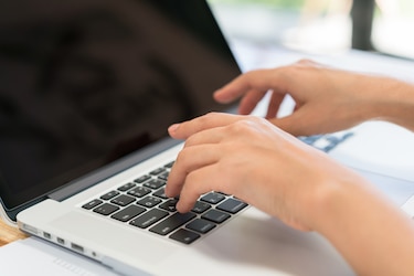 ¿Más laptops significan mejor educación? Esto dice la evidencia científica