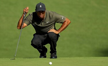 Tiger Woods responde a las dudas igualando su mejor arranque en el Masters