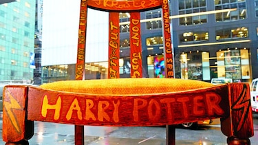 Subastan silla que usó Rowling para escribir ‘Harry Potter’