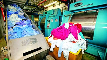 Se llevan ropa del complejo