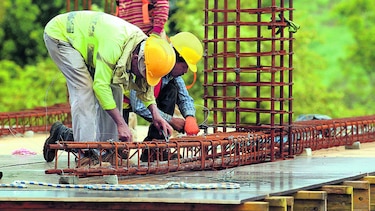 Aumentan permisos de construcción hasta abril