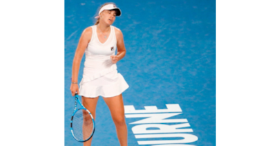 Djokovic, Serena y Halep avanzan, Thiem abandona