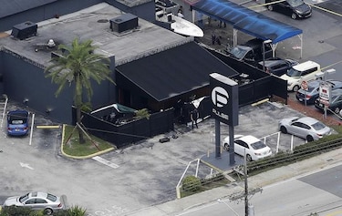 Viuda del atacante de discoteca de Orlando se declara no culpable