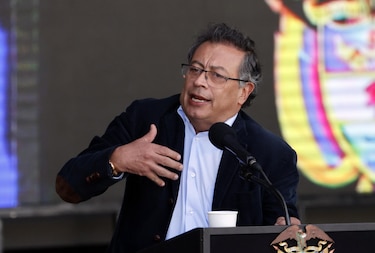 Petro propone llevar a Colombia energía eléctrica a base de gas desde Panamá