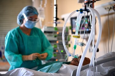 Europa supera a América Latina como la región con más casos de la Covid-19 en el mundo