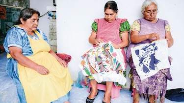 División sobre polémica entre México y Carolina Herrera