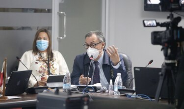 Solo el 50% de los nuevos abogados aprueba curso