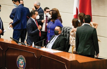 Se enciende el debate por proyecto de ley  contra la violencia  política