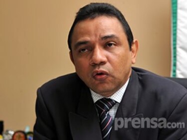 Minsa ordena retiro de enjuagues bucales OralB