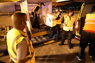 El undécimo lote de vacunas de la Pfizer llega a Panamá con 77,220 dosis