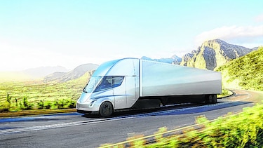 Un camión de Tesla es totalmente eléctrico