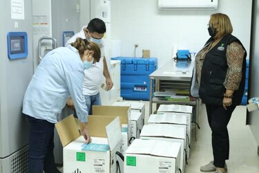 Panamá recibe nuevo lote de vacunas; son 43,290 dosis del dúo Pfizer-BioNTech