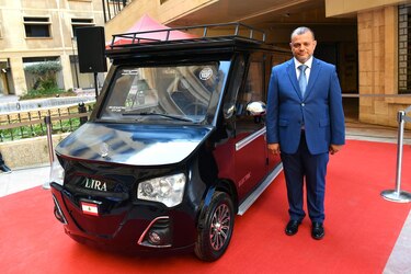 Líbano presenta un nuevo coche eléctrico solar como solución pionera a la crisis económica