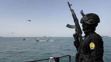 Irán cierra el estrecho de Ormuz: cuál es su importancia estratégica y qué consecuencias tiene ya su clausura