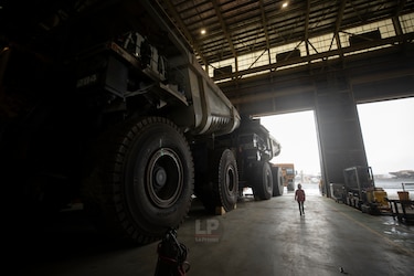 ¿Qué sucede dentro de la mina de Donoso?