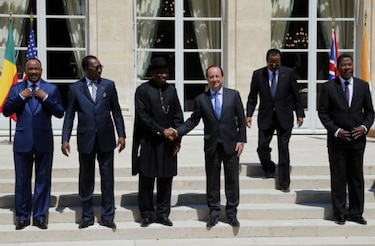 Francia y cinco países africanos unen esfuerzos contra grupo terrorista