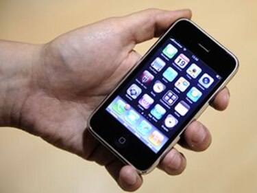 Trump: Apple ‘tiene que ayudar’ a la policía a acceder a sus teléfonos encriptados