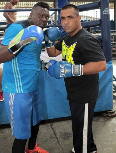 Jones y Cota confían en la victoria