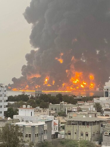 Israel ataca ‘los brazos de Irán’ en el bombardeo al puerto yemení de Hodeida