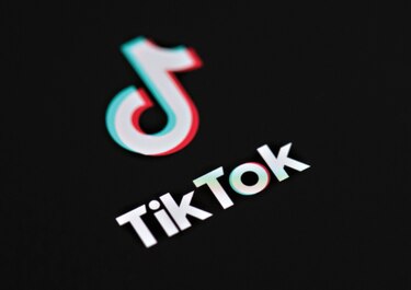 Donald Trump estrecha el cerco a las redes chinas TikTok y WeChat en Estados Unidos