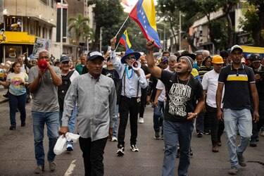 Sindicalistas piden la salida de Delcy Rodríguez y critican su respuesta a los terremotos