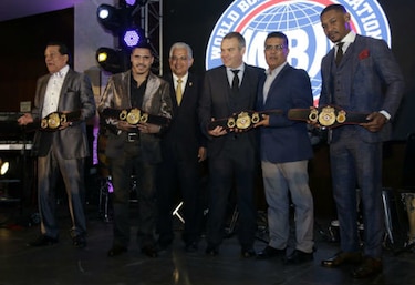Figuras del boxeo mundial se reúnen en Panamá