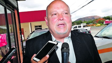Tribunal llama a juicio a Richard Fifer