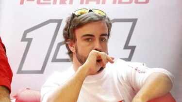 Fernando Alonso reanuda en McLaren la búsqueda de su tercer título