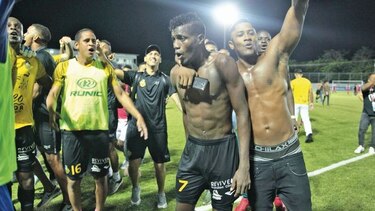Fajardo busca romper el récord de goles en la LPF