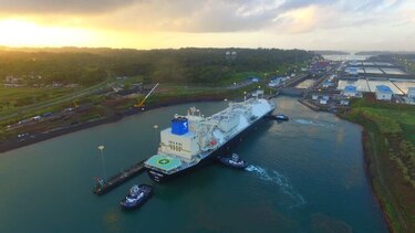 Se registra nueva marca de tránsito de buques neopanamax por el Canal de Panamá