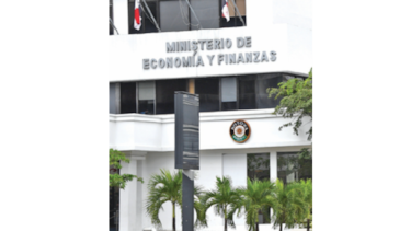 Panamá recibió ofertas por $10,000 millones en nueva salida al mercado