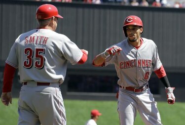 Rojos blanquean a Cardenales y evitan la barrida