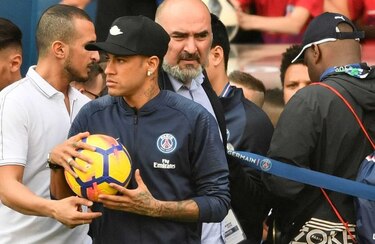 Neymar se sintió 'bien' en su regreso a los entrenamientos