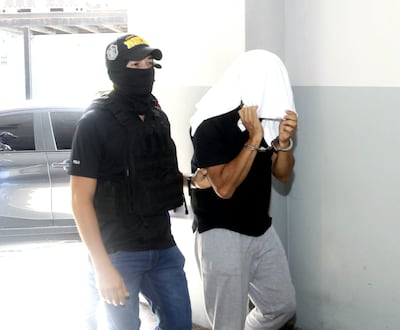 Un día después del triunfo del PRD, Héctor Brands reacomodó la sociedad que acumuló millonarios contratos con el Estado