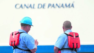 Autoridad del Canal de Panamá presenta nueva propuesta salarial
