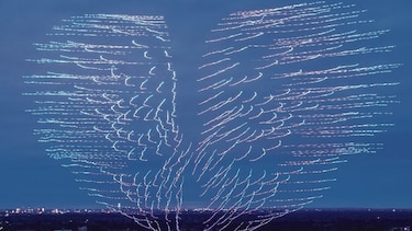 Drones toman el lugar de fuegos artificiales